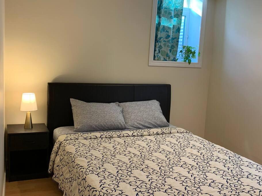 Finished 2 Bedroom Apartment In An Upscale Area Of Ajax Zewnętrze zdjęcie