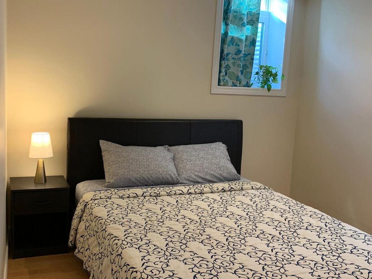 Finished 2 Bedroom Apartment In An Upscale Area Of Ajax Zewnętrze zdjęcie
