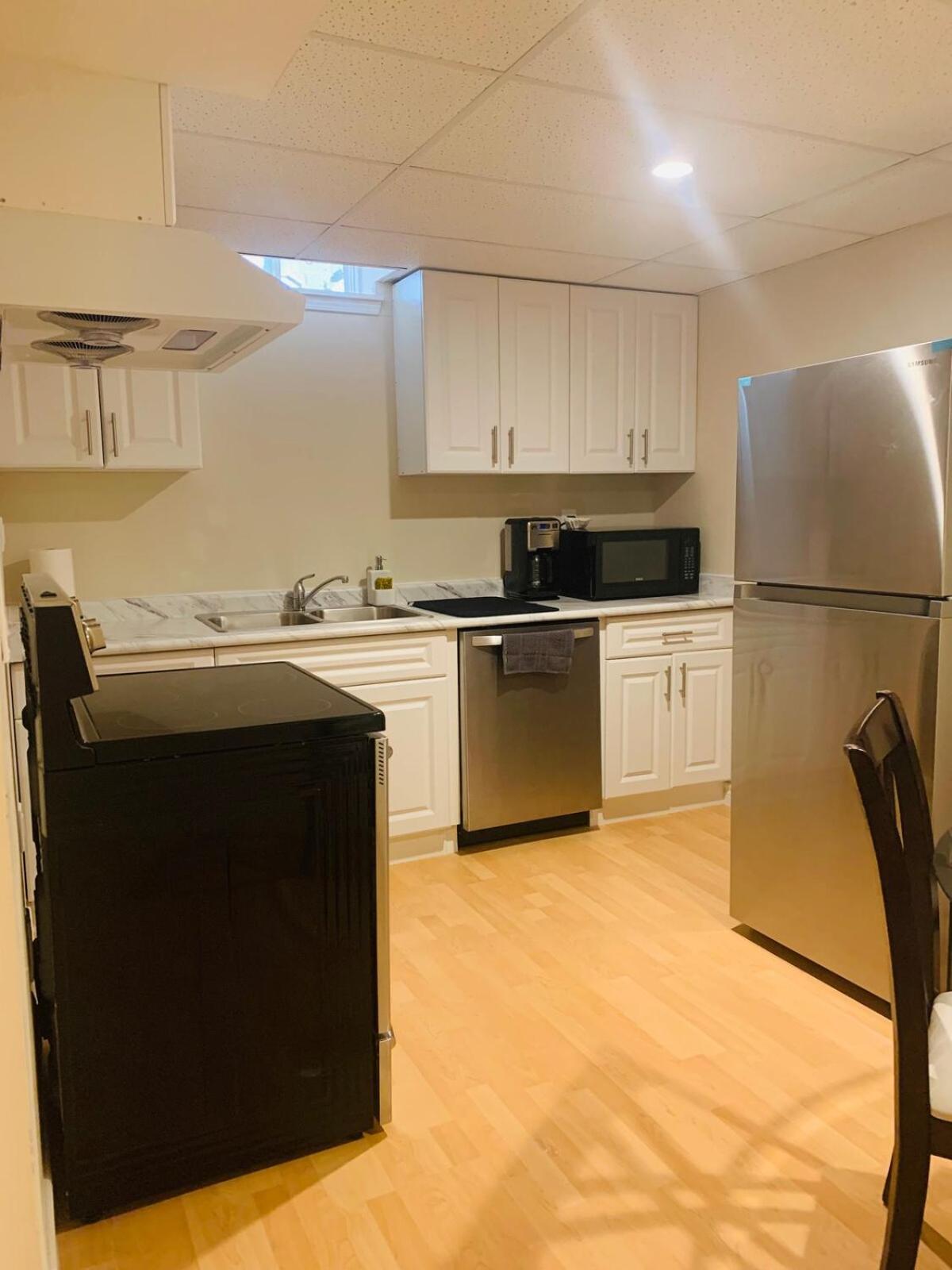 Finished 2 Bedroom Apartment In An Upscale Area Of Ajax Zewnętrze zdjęcie